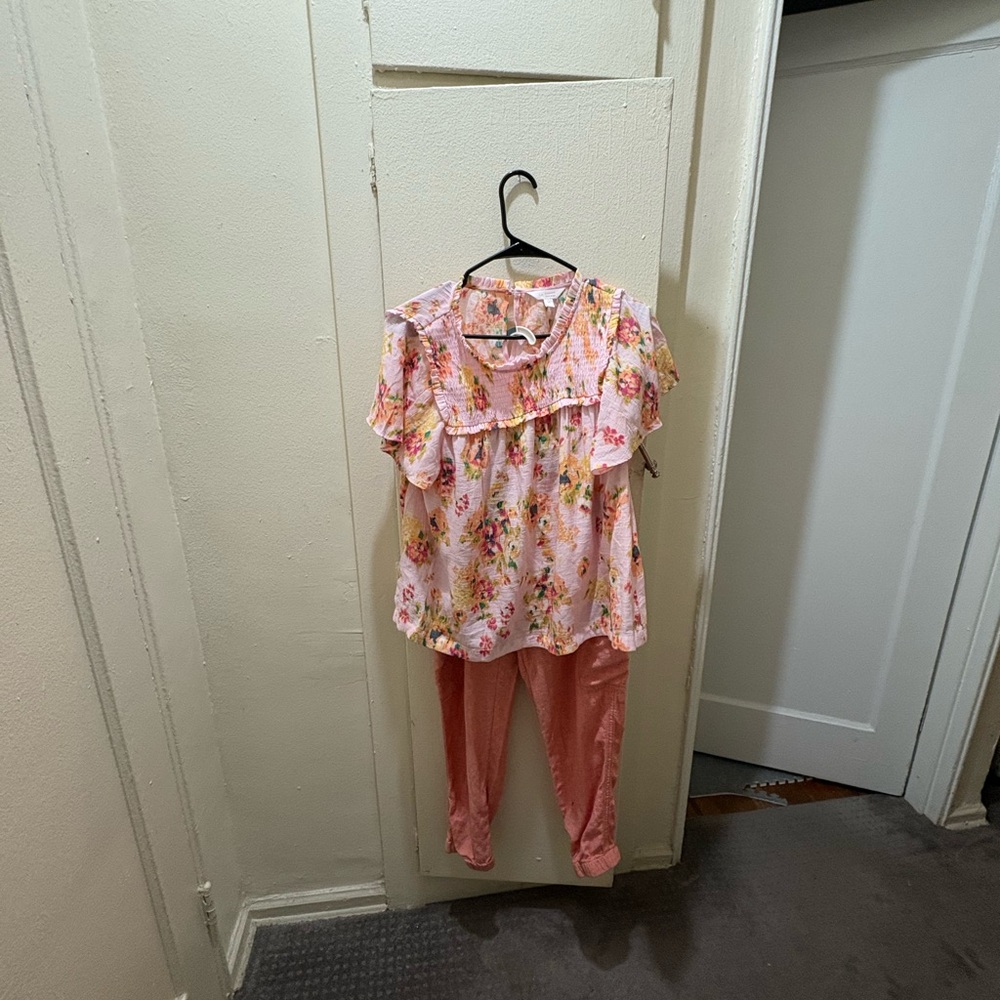 LC Lauren Conrad Floral Top and Salmon Pants